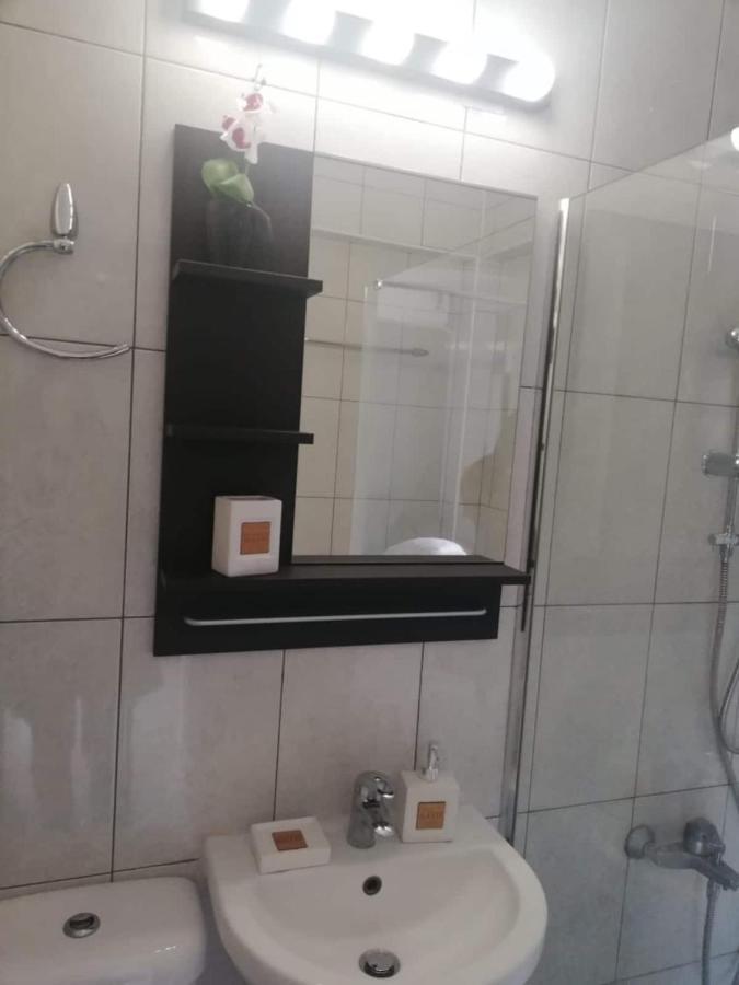 Cozy 1 Bedroom Apartment Close To The Beach Paphos Exterior foto